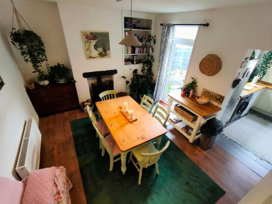 Perfect For Snowdon. Groups, Families+Dogs Welcome 란베리스 외부 사진
