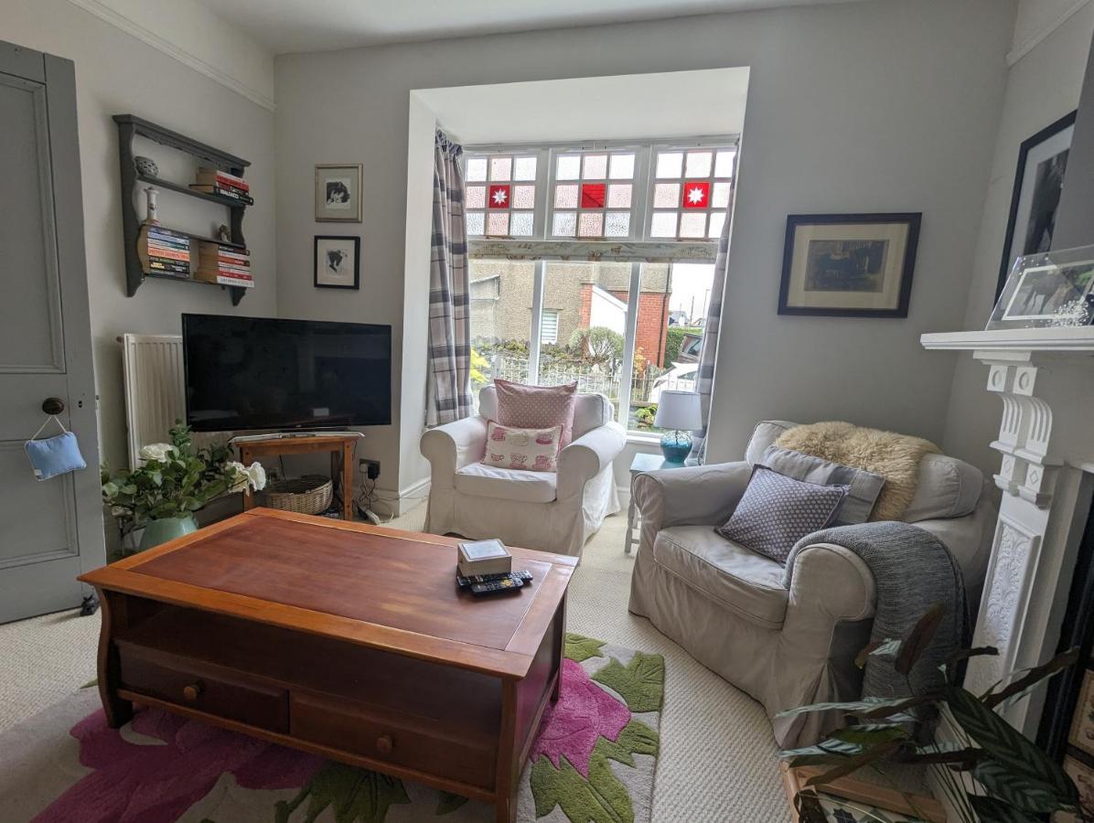 Perfect For Snowdon. Groups, Families+Dogs Welcome 란베리스 외부 사진